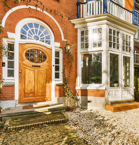 Explore our latest properties to rent and buy with W12 Properties. View high-quality homes, apartments, and investment properties tailored to your needs.